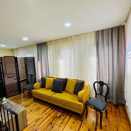 Dublex Flat In Taksim * İstanbul